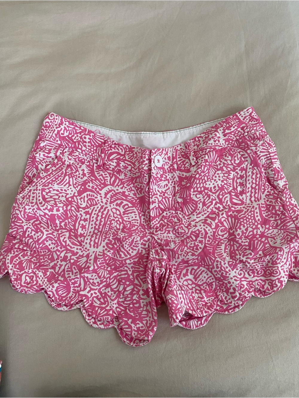 Lilly Pulitzer Pink and White Scallop Hem Printed Shorts
